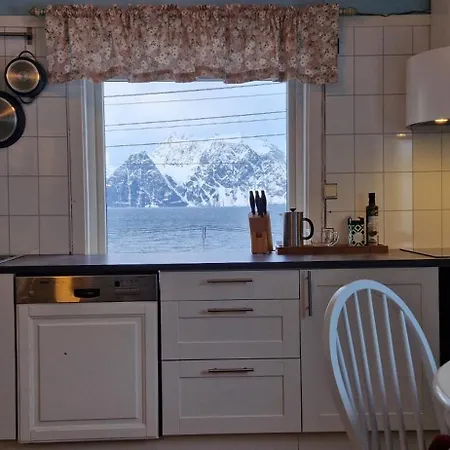 Basecamp Djupvik, Lyngen Alps Panorama