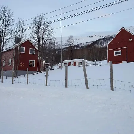 Basecamp Djupvik, Lyngen Alps Panorama * Engnes