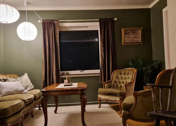 Semesterbostad Basecamp Djupvik, Lyngen Alps Panorama