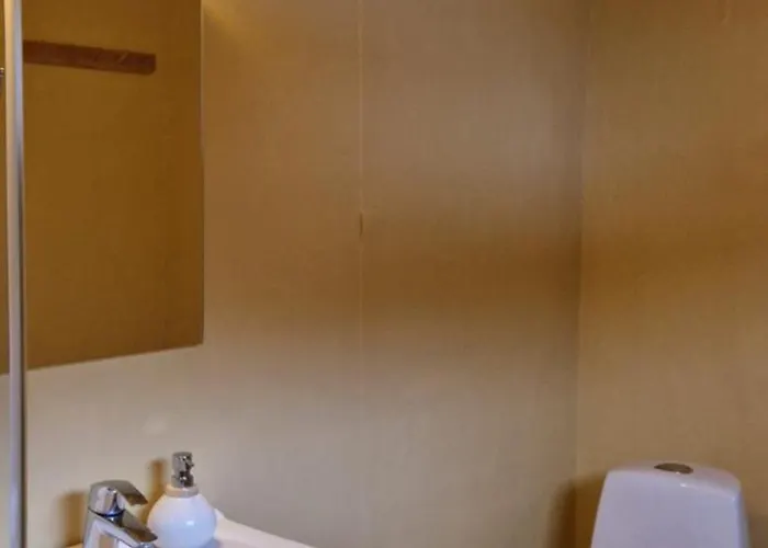 Basecamp Djupvik, Lyngen Alps Panorama Semesterbostad